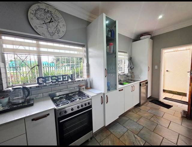 3 BEDROOM HOUSE FOR SALE IN EDLEEN